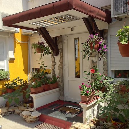 Guesthouse 7Even Мостар Екстериор снимка