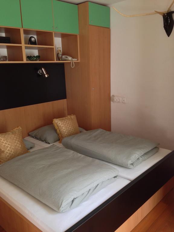 Guesthouse 7Even Мостар Стая снимка
