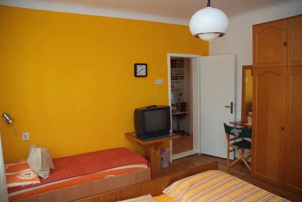 Guesthouse 7Even Мостар Стая снимка
